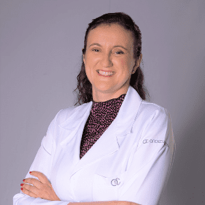 Dra Andreia Cristina Melo