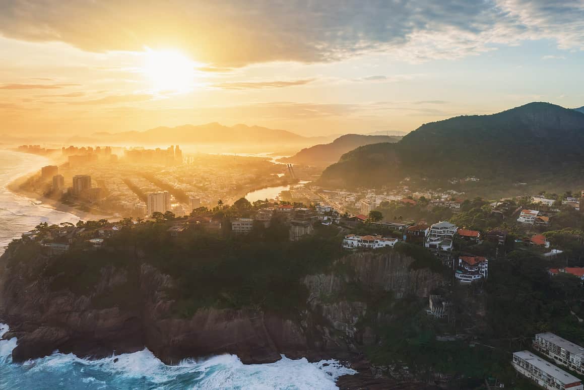 O Pôr do sol na Barra da Tijuca é um dos mais lindos do mundo. É por essas e por outras que a Barra da Tijuca é o melhor bairro do Rio de Janeiro.
